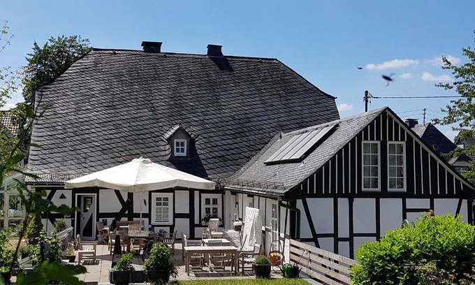 Oberhundem Apartamento | Ferienwohnung Stickereimuseum Oberhundem