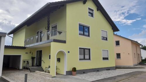 Schernfeld Apartamento | Ferienwohnung Tanja