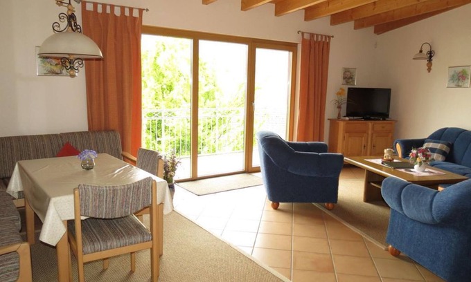 Neumagen-Dhron Cama Y Desayuno | Ferienwohnung Veilchen für 2 Pers. und 2 Schlafzim - Landhaus Mosel / Haus Berghof
