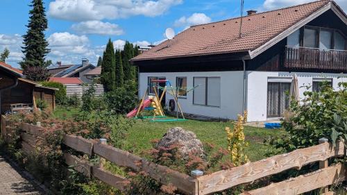Simmerberg Apartamento | Ferienwohnung Wittle