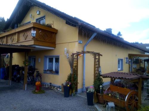 Lenzkirch Apartamento | Ferienwohnung Waldrast