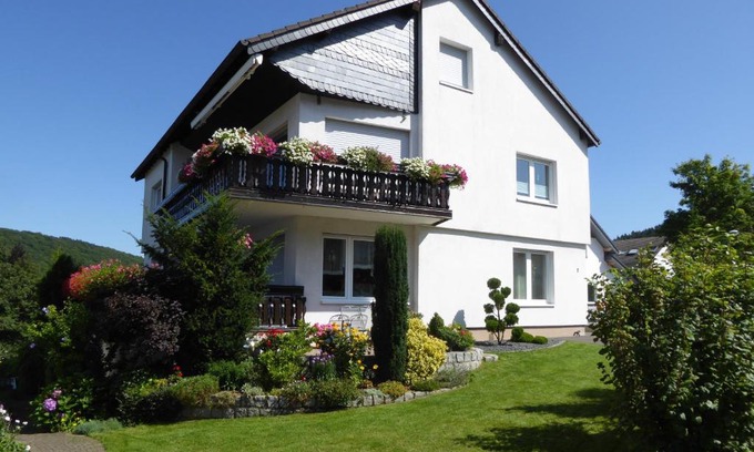 Hoppecke Apartamento | Ferienwohnung Waltraud