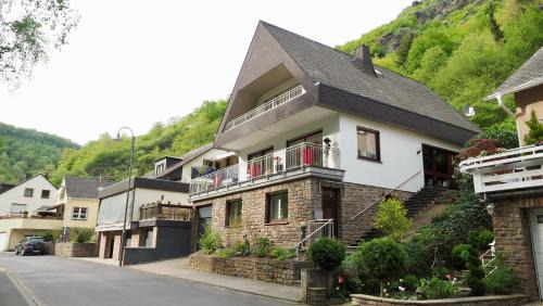 Moselkern Apartamento | Ferienwohnung Weirich