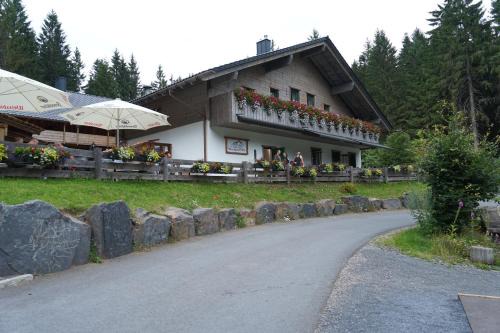 Masserberg Apartamento | Ferienwohnung Werraquell Hütte