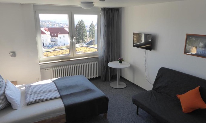 Tuebingen Apartamento | Ferienwohnung Zollernblick