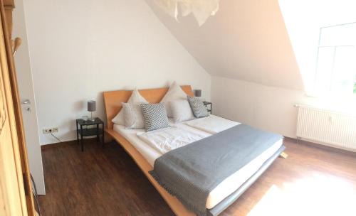 Maasdorf Apartamento | Ferienwohnung zum Storchennest