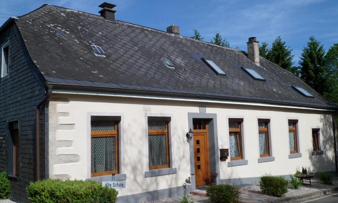 Elchweiler Apartamento | Ferienwohnungen Alte Schule