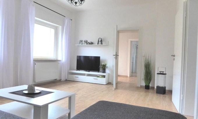 Lubben Apartamento | Ferienwohnungen 'An der Schlossinsel' mit Wasserzugang