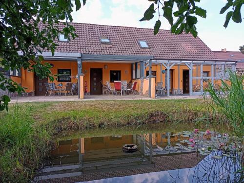 Byhleguhre Apartamento | Ferienwohnungen 20er