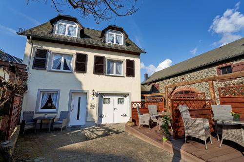 Ulmen Apartamento | Ferienwohnungen Eifelstuben mit Charme - am See, nahe Burg