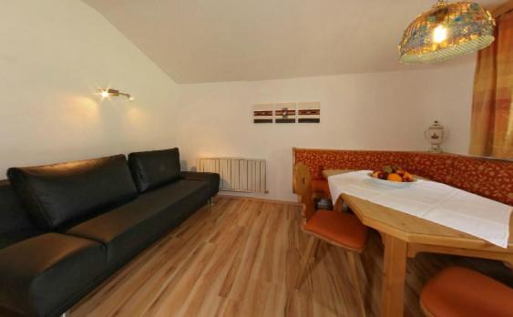 Schwaz Apartamento | Ferienwohnungen Haaser