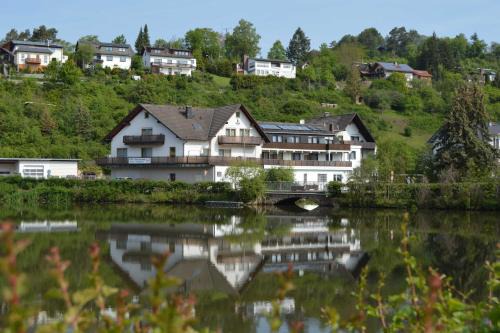 Nieder-Werbe Apartamento | Ferienwohnungen Pfeil
