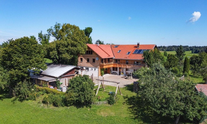 Rueckholz Apartamento | Ferienwohnungen Säuling