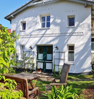 Thiessow Apartamento | Ferienwohnungen Unter den Linden