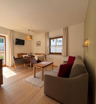 Burgusio Apartamento | Ferienwohnungen Zwick Spinei