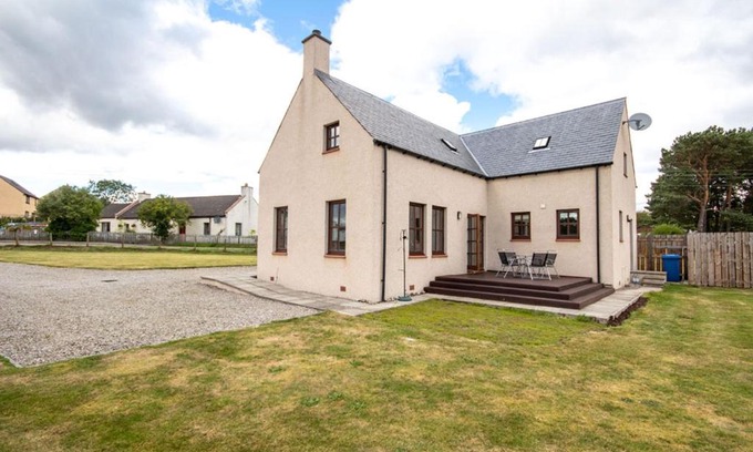 Edderton Casa | Fernabeg