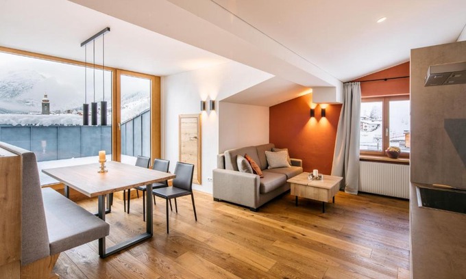 Lech am Arlberg Apartamento | Fernsicht Alpen-Apartments