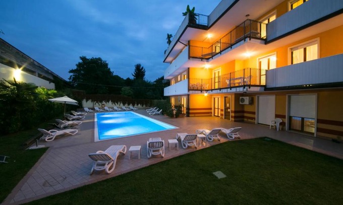 Peschiera del Garda Apartamento | Ferretti Residence Garda Palace