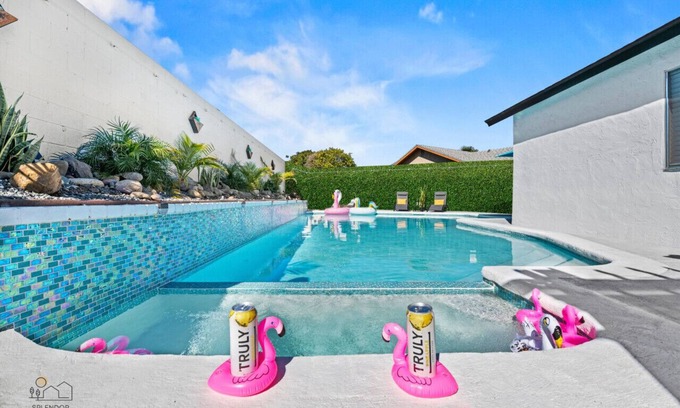 Chula Vista Casa | 4BR Modern Retreat w/ Saltwater Pool, Spa, Gym, Games + Mini Golf