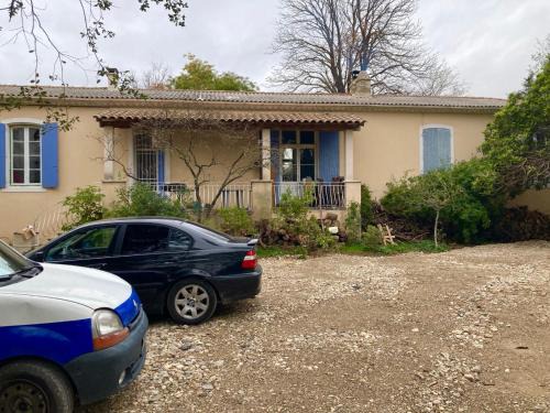 Grezan Casa | feuillade ancien partagé