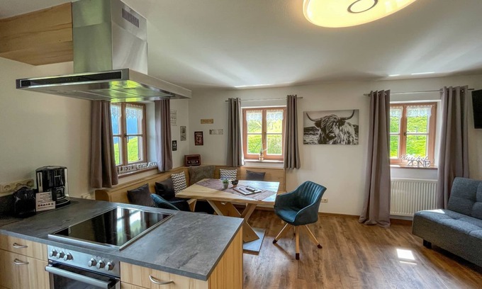 Anger Apartamento | Fewo 2 Zum 7. Himmel- 3 Personen, 50qm, 1 Schlafzimmer, Balkon, Grandiose Aussicht