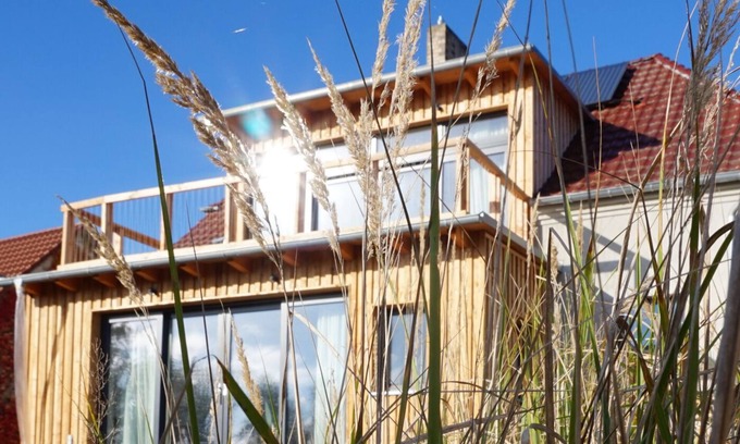 Bad Freienwalde Apartamento | Fewo EG am Fluss mit Terrasse - Eine Grüne Oase
