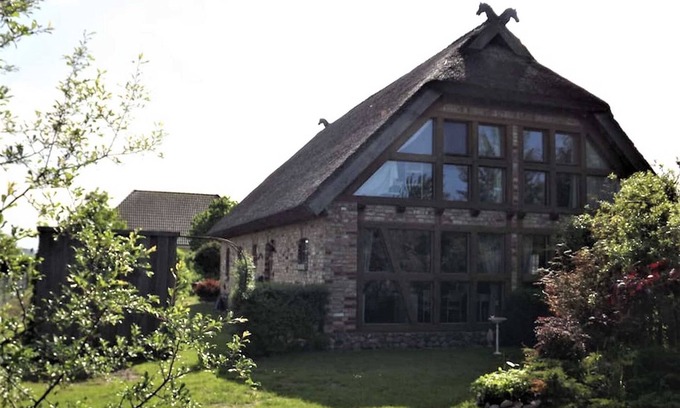 Thesenvitz Apartamento | Fewo a lado del jardín a estribor con sauna de infrarrojos - apartamentos villa - en medio de quejas