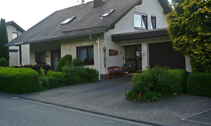 Usseln Apartamento | Fewo Klingelhöfer