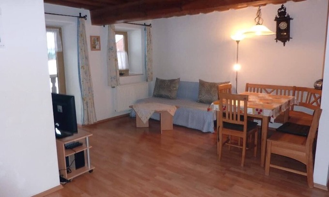 Wildenranna Apartamento | Apartamento con balcón para 2 personas con desayuno posible.
