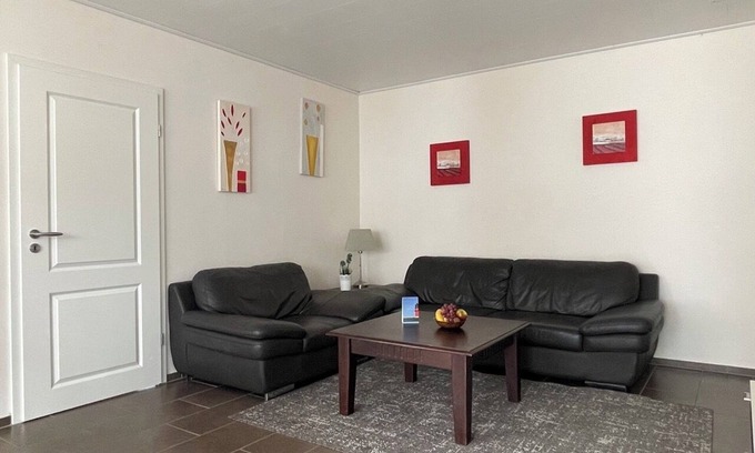 Busumer Deichhausen Apartamento | FeWo Seestern ... En casa de vacaciones, a solo 500 m de la playa, WiFi