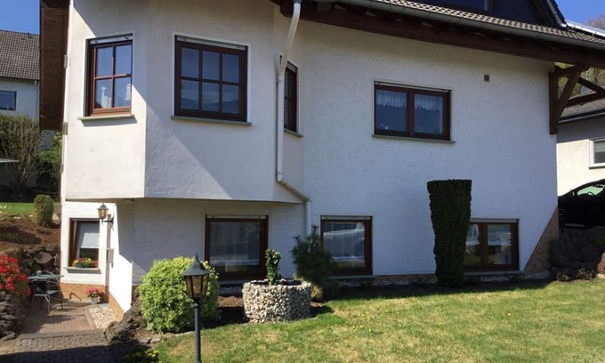 Emmelshausen Apartamento | Fewo Zum Heilbrünnchen - apartment/apartment, bathtub, 1 bedroom