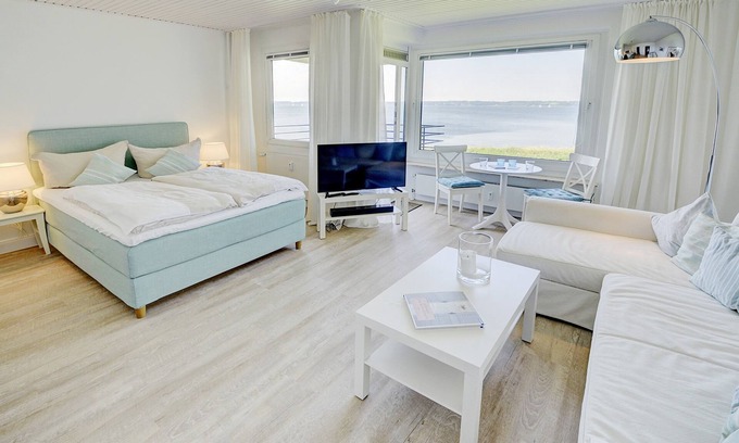 Schausende Apartamento | fewo1846 - Fjord View 1 room apt. with sea view - elevator in the house