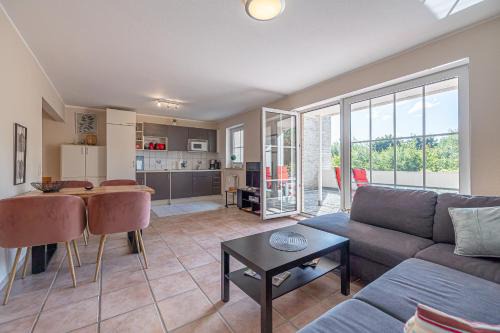 Wassersleben Apartamento | fewo1846 Strandresidenz Wassersleben - Fördeblick I - komfortables Studioapartment mit Balkon