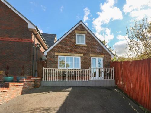 Porthyrhyd Casa | Ffau'r Ddraig