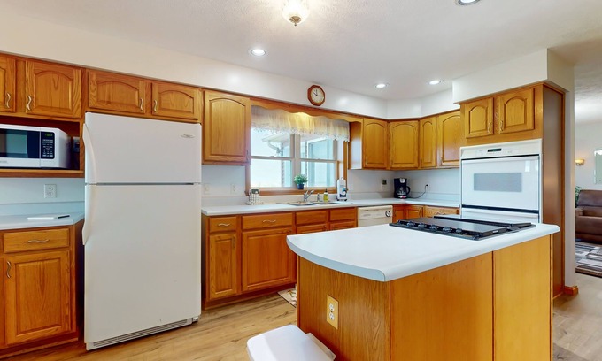 Town of Milo Casa | Field-surrounded home near Seneca Lake with firepit and W/D - dog-friendly
