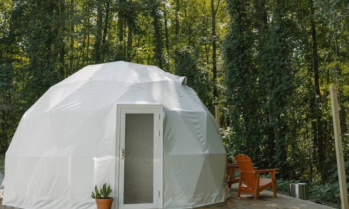Travelers Rest Alquiler De RV | Field Trip Unit 17 GeoDome