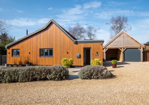Hindolveston Casa | Field View