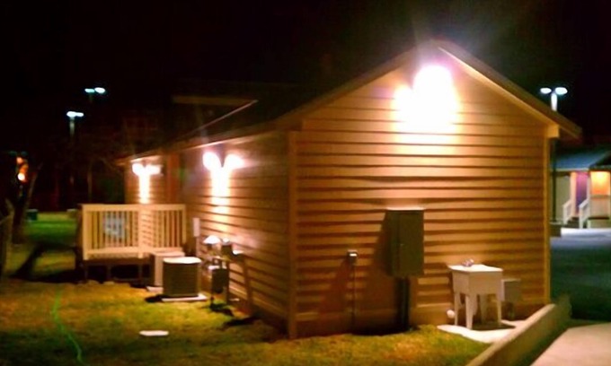 Kenedy Hotel | FieldHouse Inn