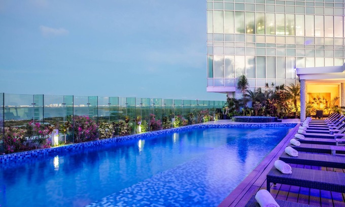 Centro de Cancún Hotel | Fiesta Inn Cancun Las Americas