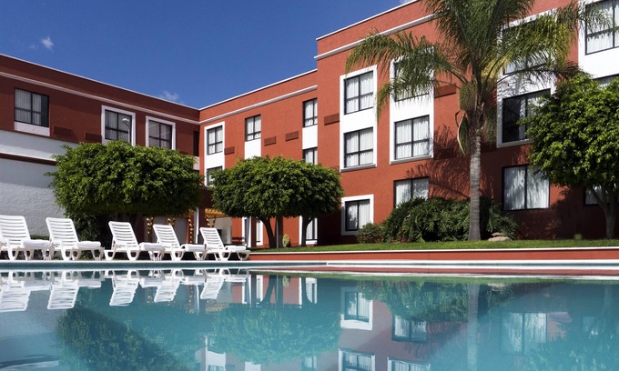 León Hotel | Fiesta Inn Leon
