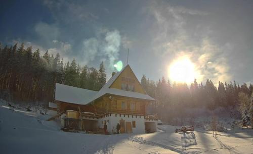 Bucin Casa | Fifth Element Retreat