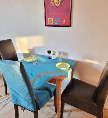 Zoliborz Apartamento | Filmowy Żoliborz