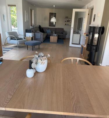 Stavanger Villa | Fin og praktisk bolig til leie for ONS