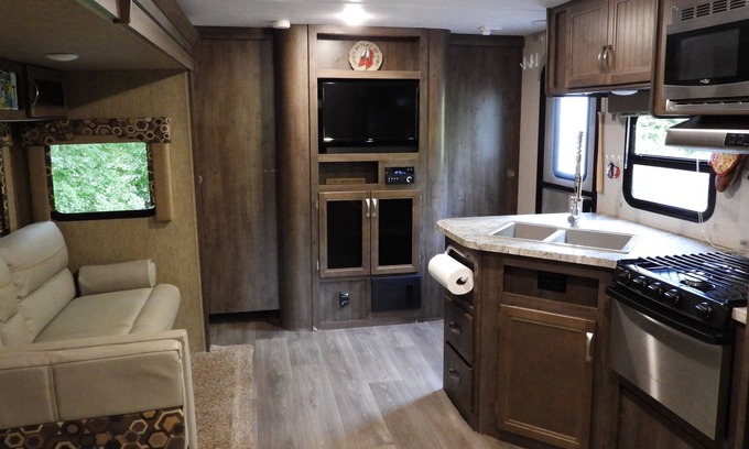 Barstow Casa | Alquiler de RV en Huntingtown MD cerca de la Bahía de Chesapeake