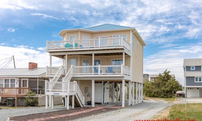Topsail Beach Casa | ¡GRANDES 4 HAB 3 BA con vista al mar y fácil acceso a la playa! - Finalmente Beachin '