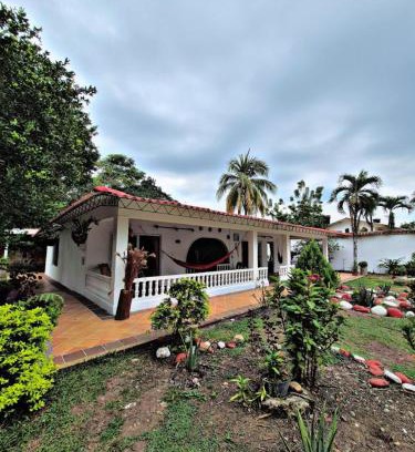 Apiay Casa | Finca Campestre Villa Bernati