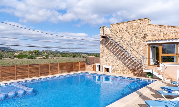 Felanitx Villa | Finca "Can Jeroni" con terrazas privadas, piscina privada y Wi-Fi