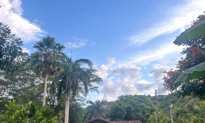 Santa Fe de Antioquia Cabaña | Finca Encanto!😁🌴🦜☀️ Acogedora, ideal para descansos cortos y larga estadía!