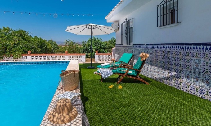 Alhaurín de la Torre Villa | Finca Presencia Alhaurín de la Torre by Ruralidays