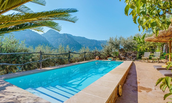 Fornalutx Villa | Finca "Ses Begudes" con jardín, terraza, piscina, aire acondicionado y Wi-Fi